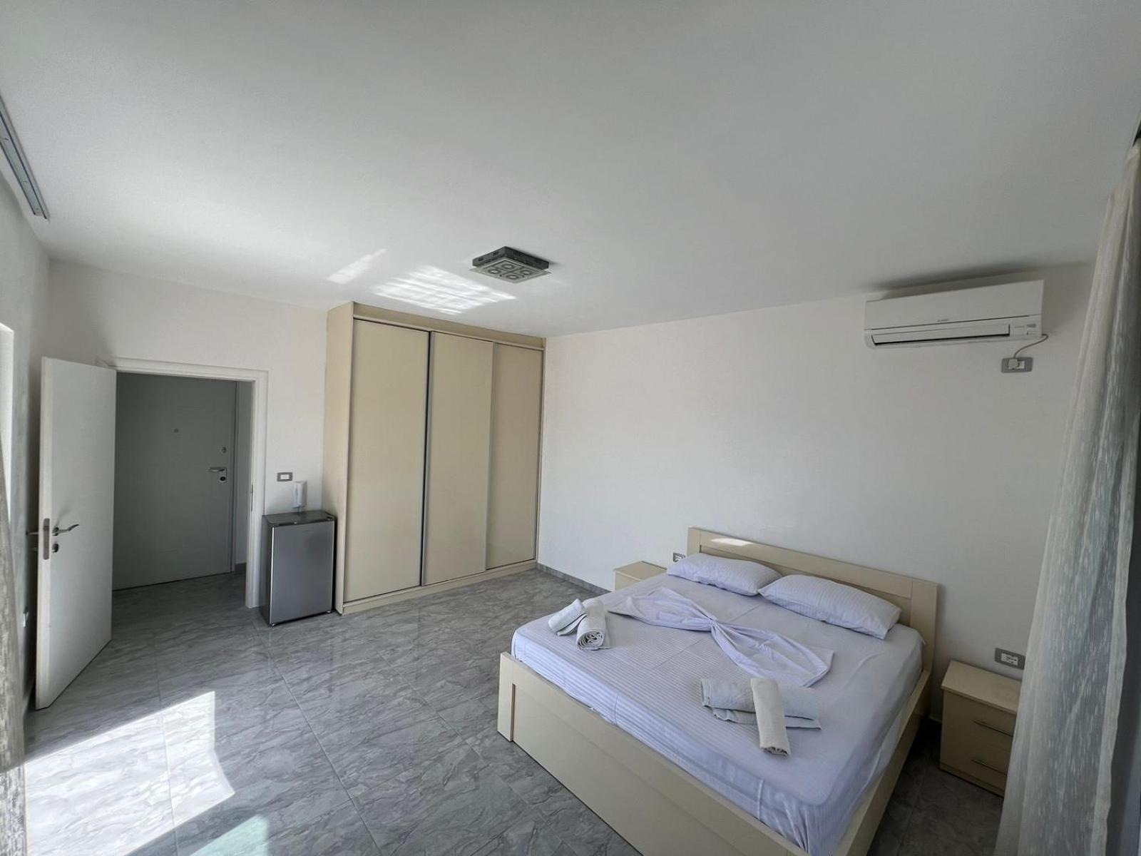 Beauty ! Uphill Location Sarandë