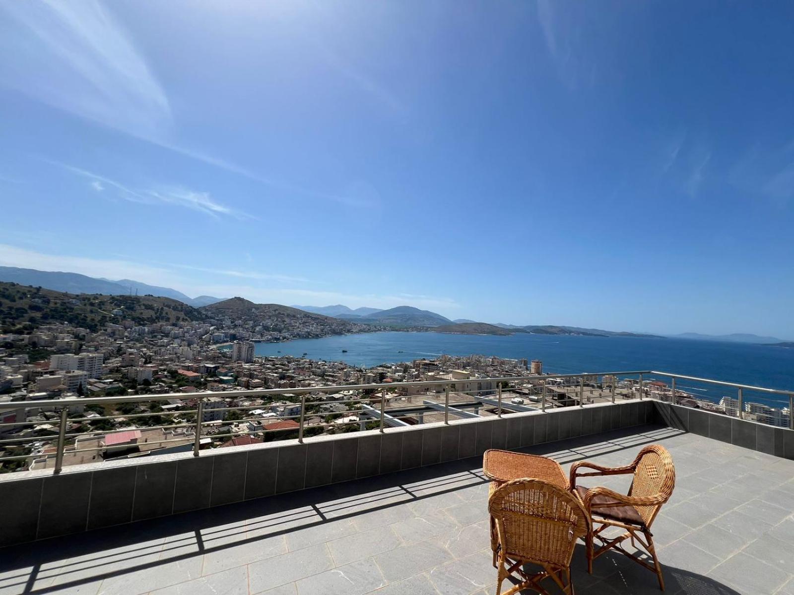 Beauty ! Uphill Location *
