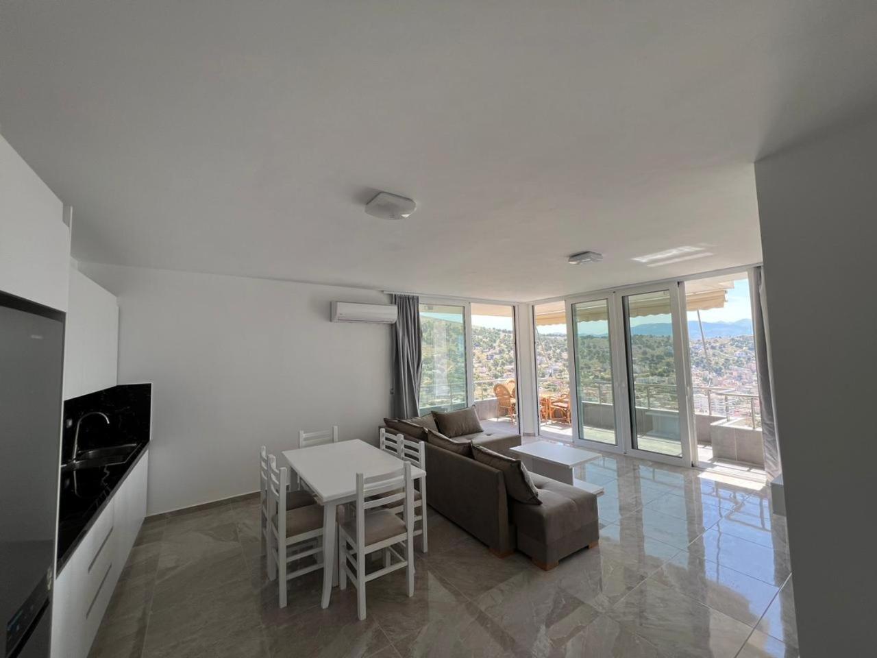 Beauty ! Uphill Location